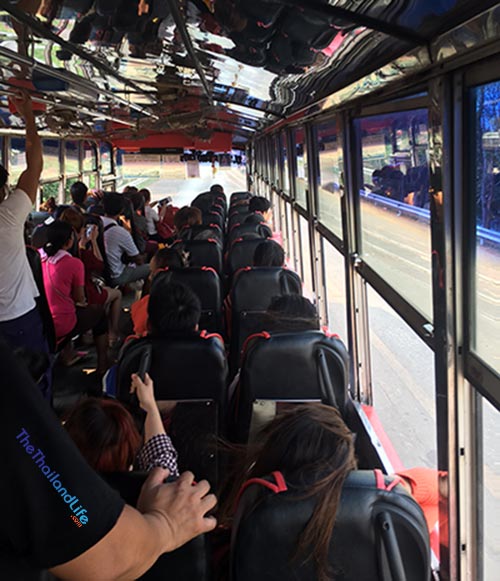 bus across friendship bridge