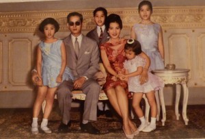 rama 9 family king Bhumibol Adulyadej