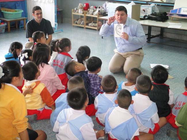 teaching-thai-kindergarten