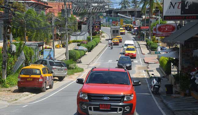 driving-in-thailand