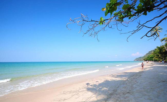 white-sand-beach