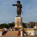 statue-of-king-anouvong-laos