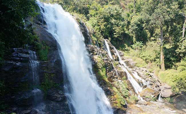 Wachirathan Falls Doi Inthanon